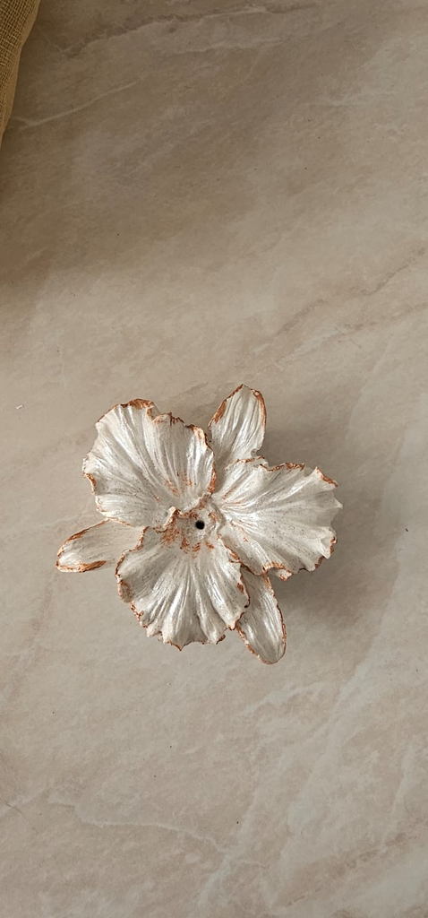 Essence stick holder